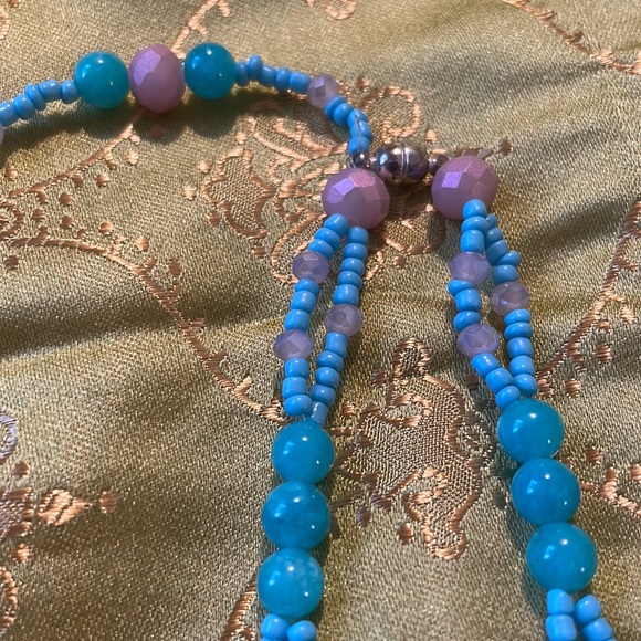 Handmade Jewelry Turquoise Centre Beaded Necklace w Skulls & Semiprecious Stones - Picture 7 of 9